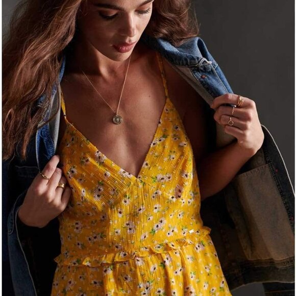 Superdry Womens Margaux Maxi Dress, All Over Floral Print, Yellow Floral Size 8 - Picture 2 of 4